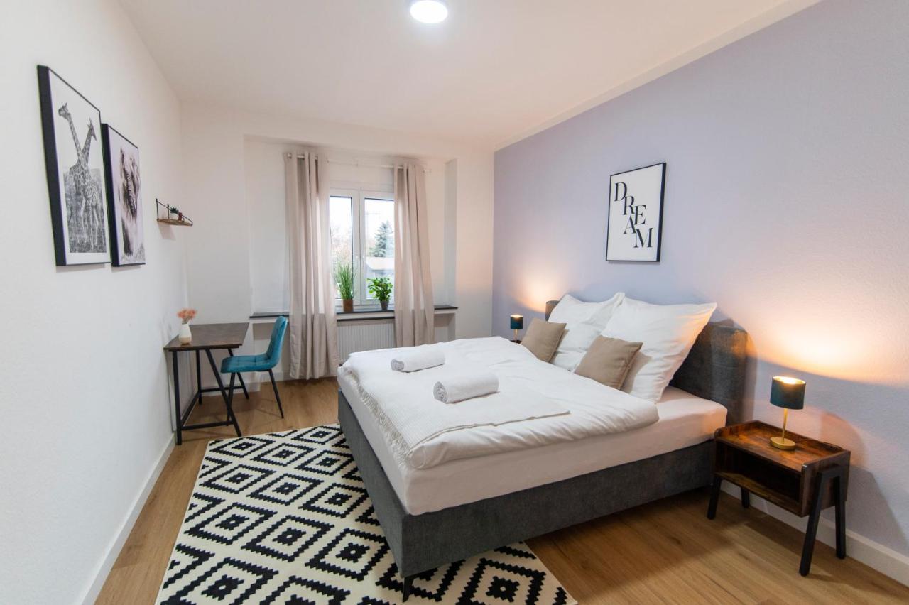 Peter Apartments - Wohnung 90Qm, 3 Schlafzimmer, Kueche, Wohnzimmer, Balkon, Netflix Fulda Exterior photo